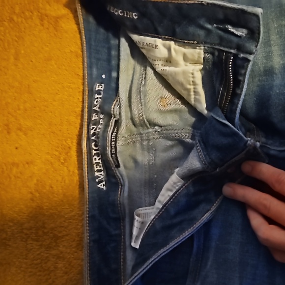 American Eagle skinny jeans size 0 (2 pair) light and dark wash - Picture 6 of 9